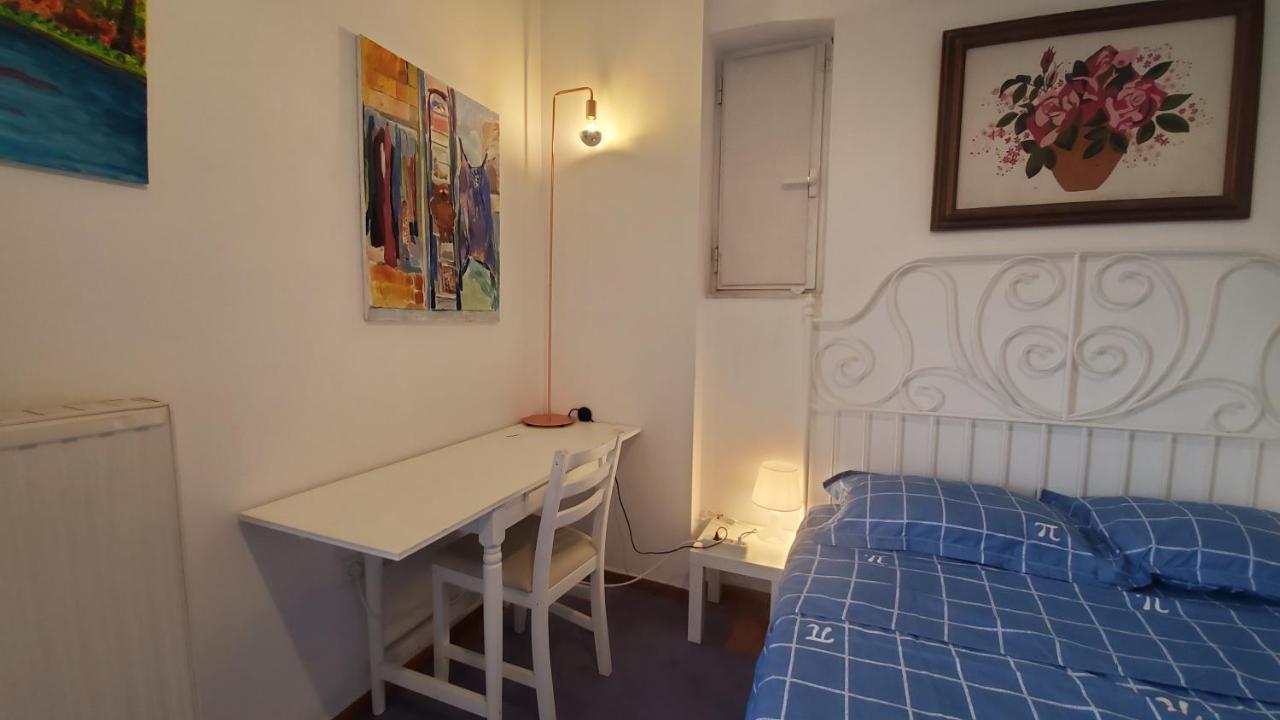 山脚下，舒适温馨海景公寓 Athens Ngoại thất bức ảnh