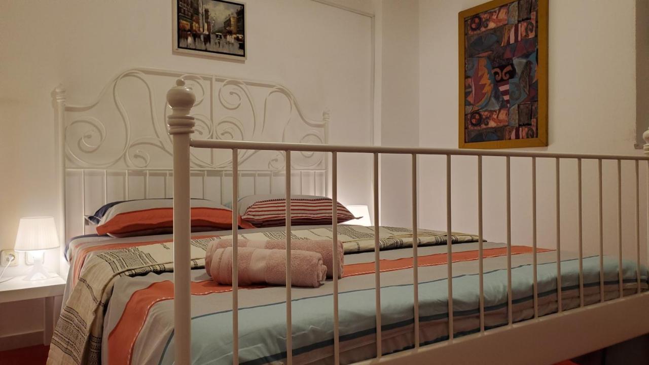 山脚下，舒适温馨海景公寓 Athens Ngoại thất bức ảnh