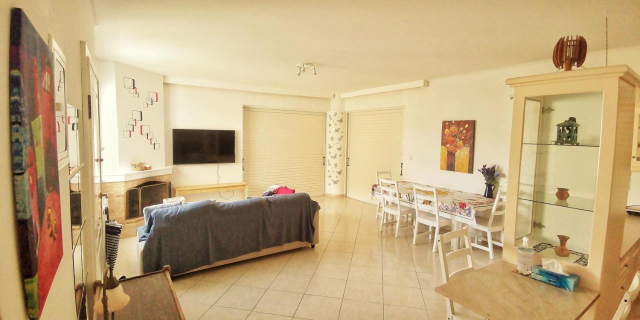 山脚下，舒适温馨海景公寓 Athens Ngoại thất bức ảnh