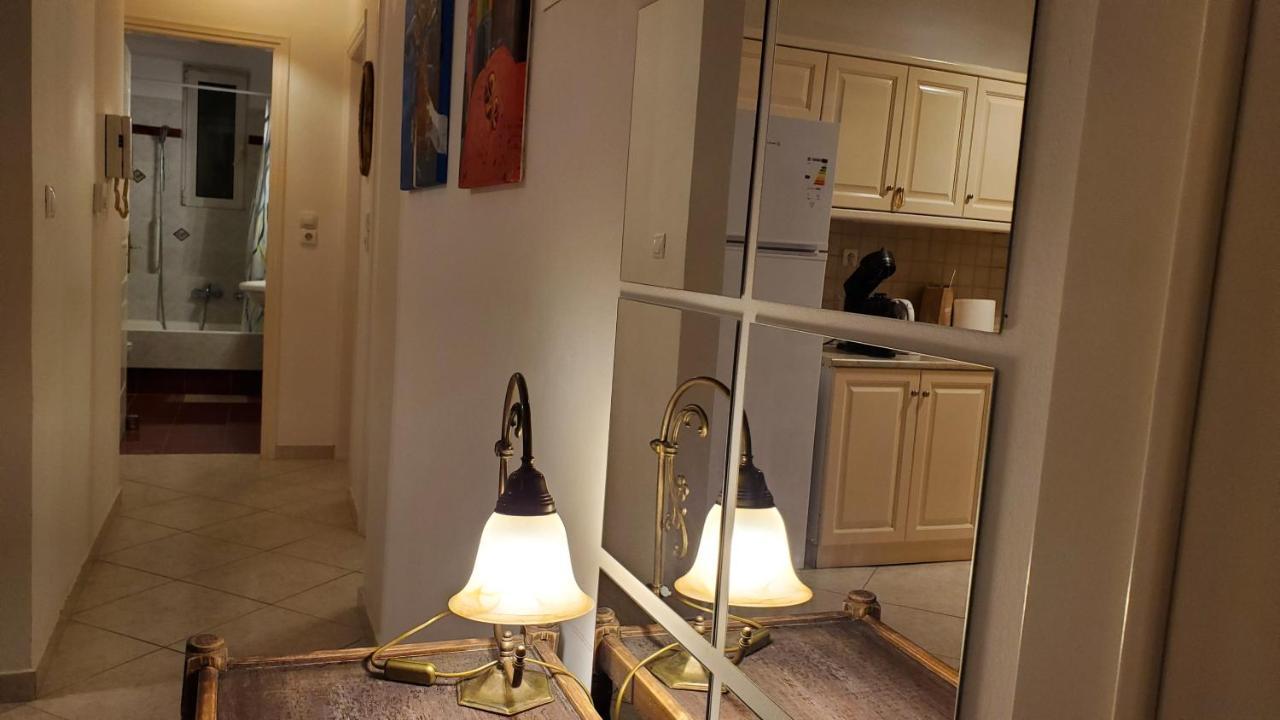山脚下，舒适温馨海景公寓 Athens Ngoại thất bức ảnh