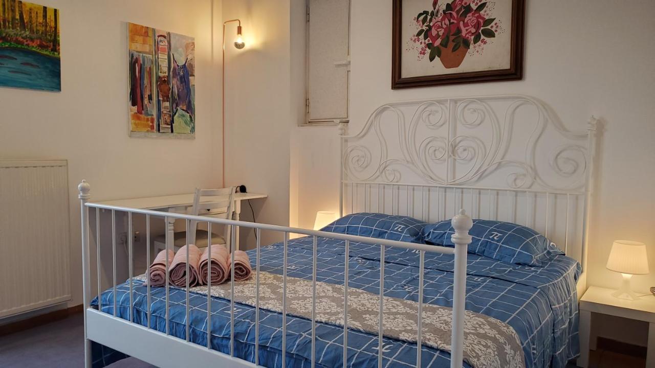 山脚下，舒适温馨海景公寓 Athens Ngoại thất bức ảnh