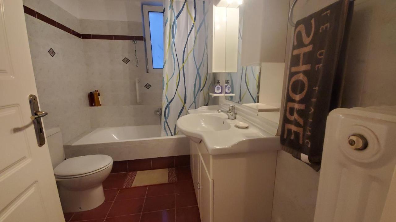 山脚下，舒适温馨海景公寓 Athens Ngoại thất bức ảnh